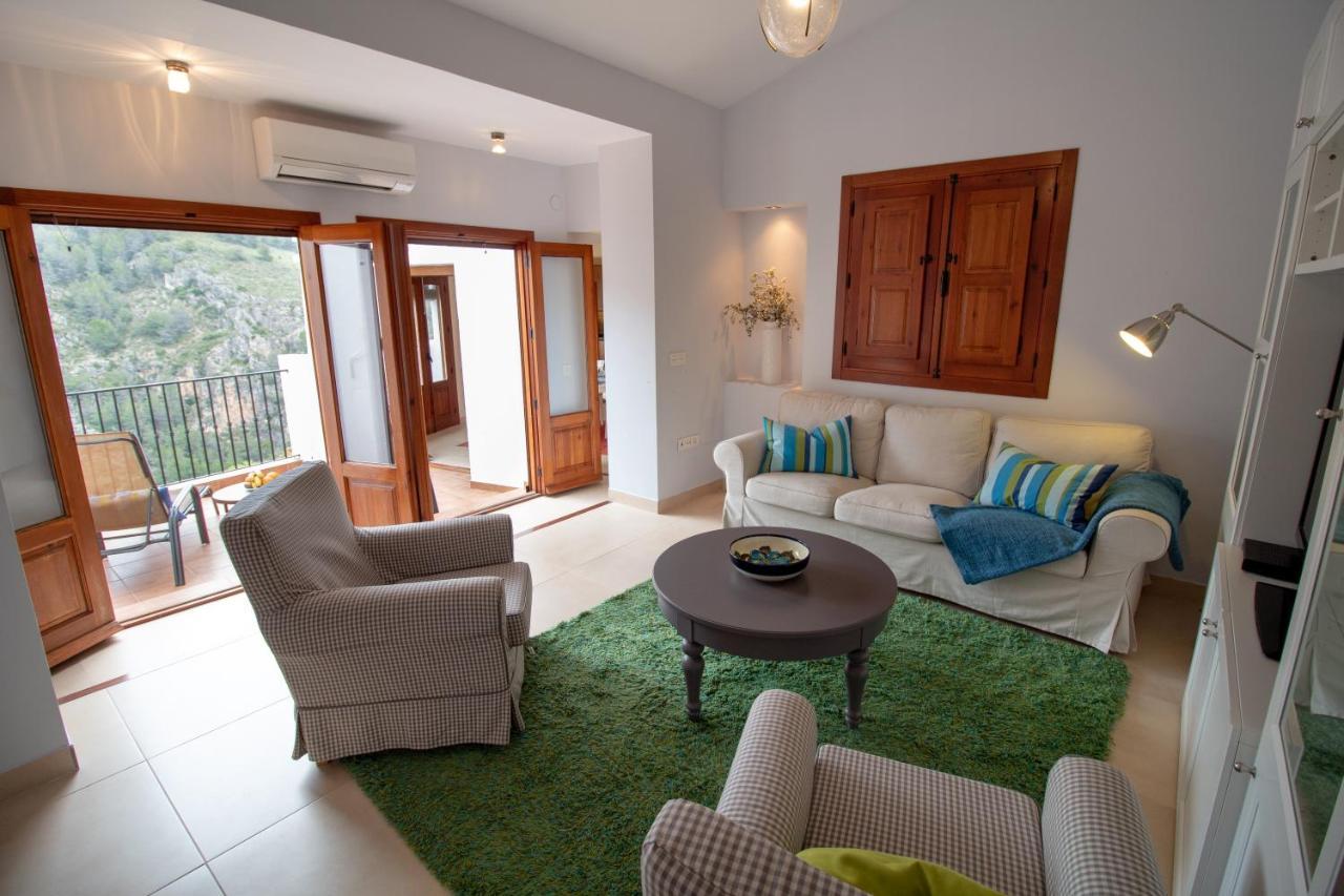Quiet House In Village Center With Mountains Views Frigiliana Bagian luar foto