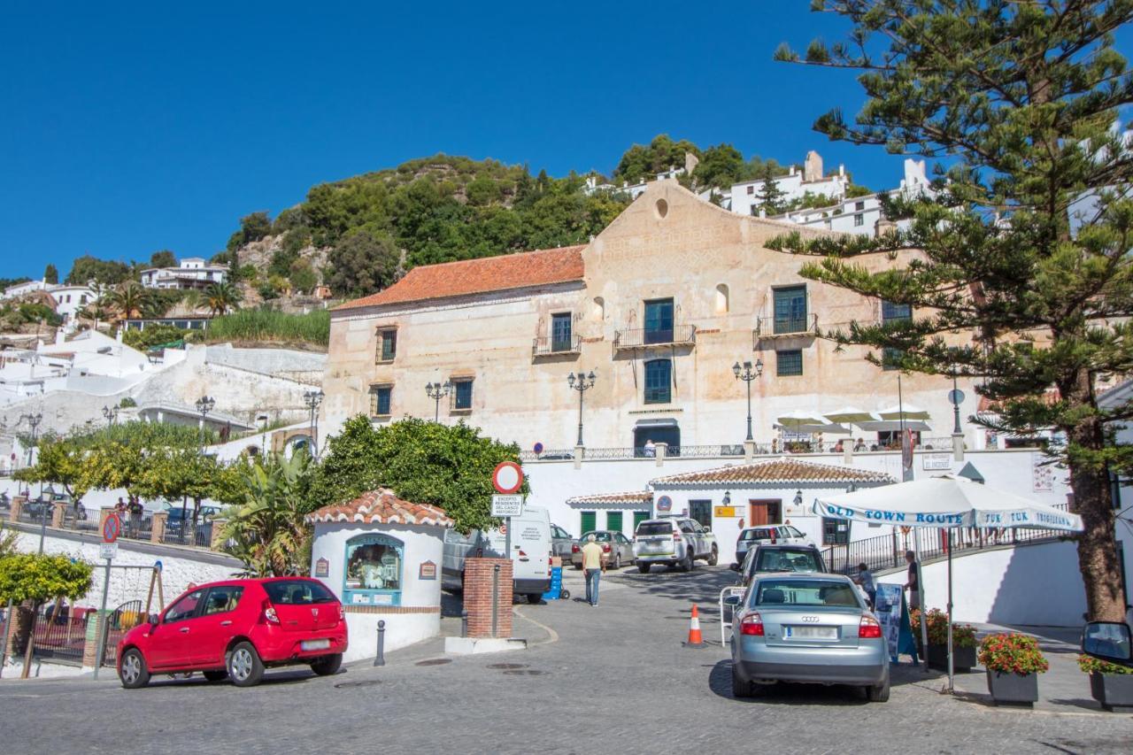 Quiet House In Village Center With Mountains Views Frigiliana Bagian luar foto